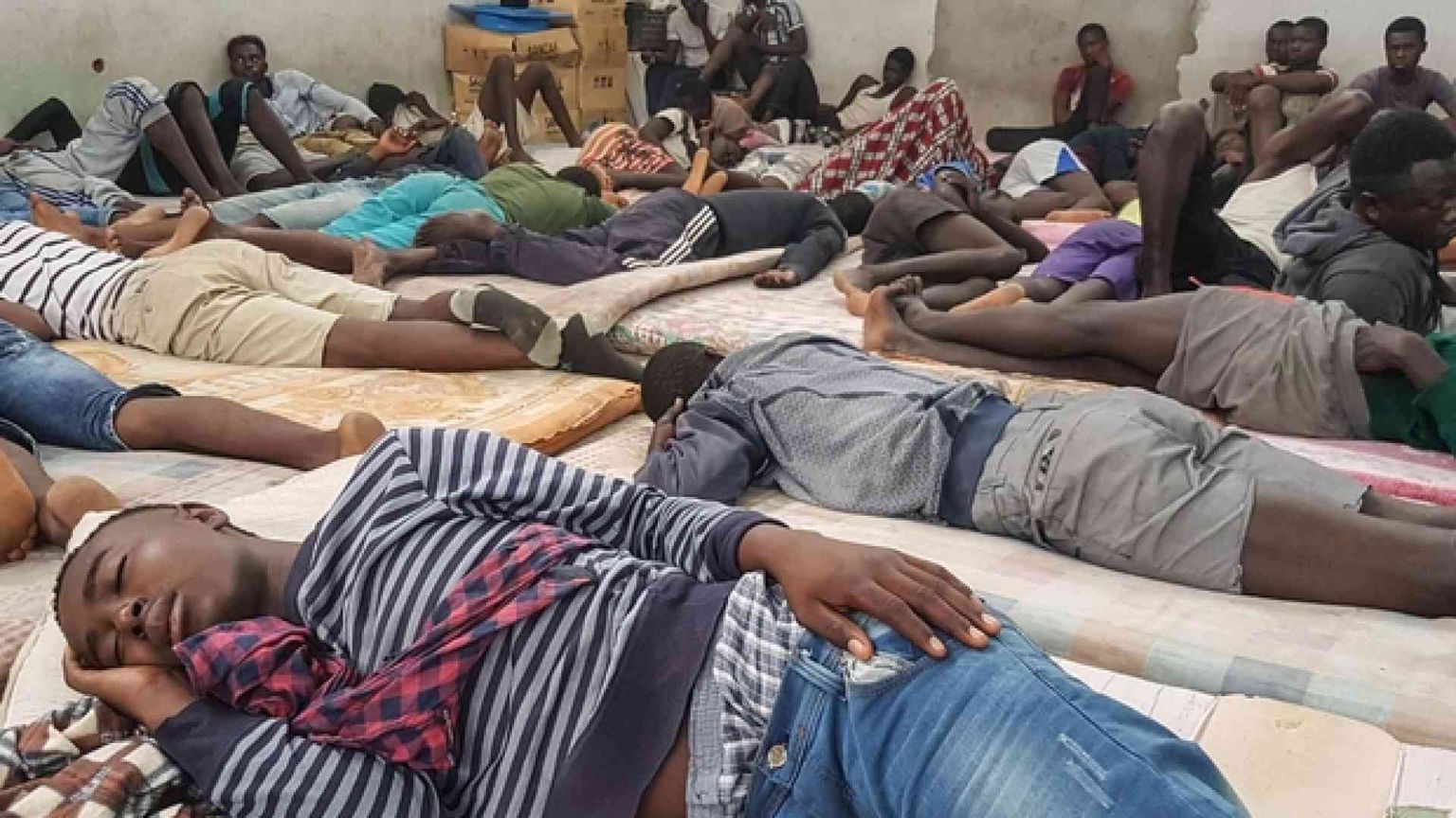 Kamikaze fanno strage. E l'Onu denuncia altri lager