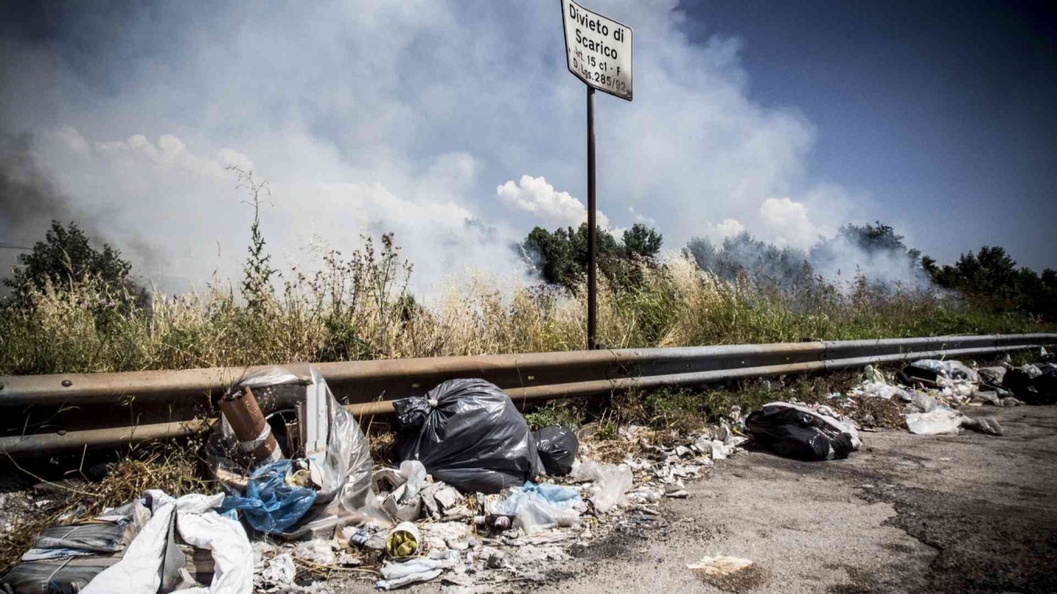 Terra dei fuochi, un'altra vittima. Morto fratello di don Maurizio Patriciello
