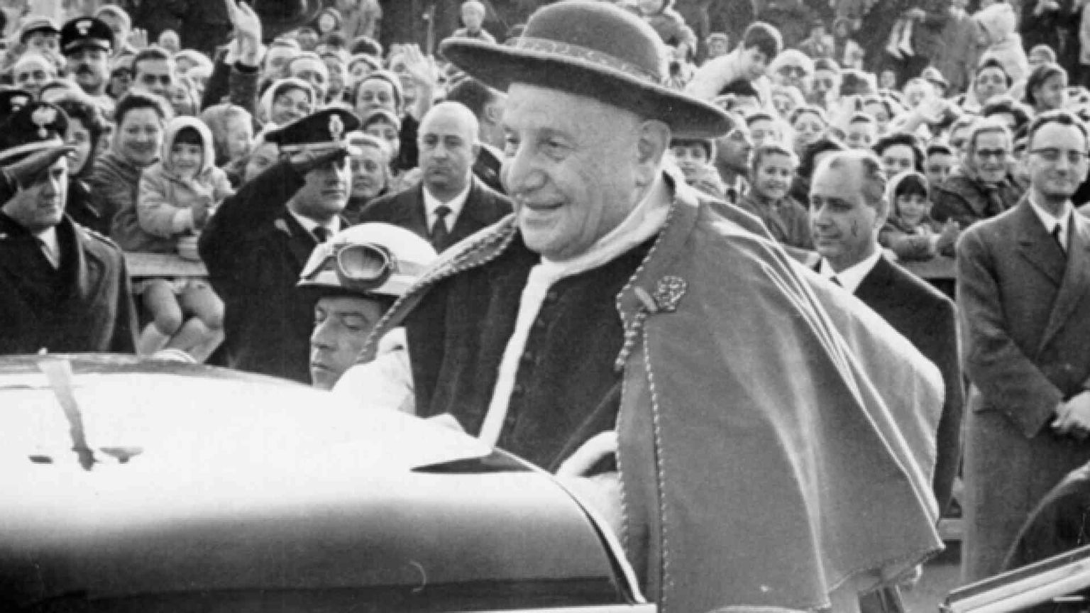 Bergamo esulta: «Giovanni XXIII torna da noi». Oggi arriva l'urna