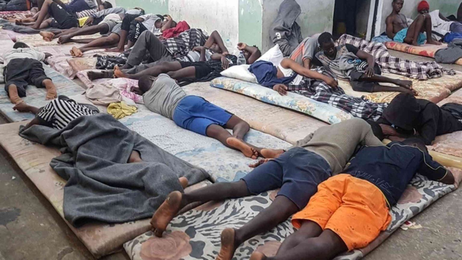 Rapimenti, torture e uccisioni: per i migranti un nuovo Far West