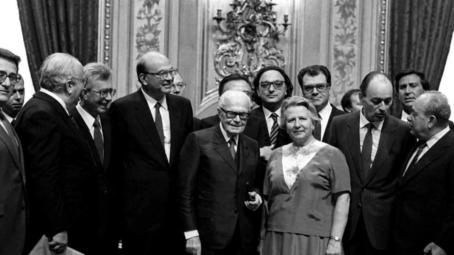 1983 - L'avanzata socialista, Craxi va al governo