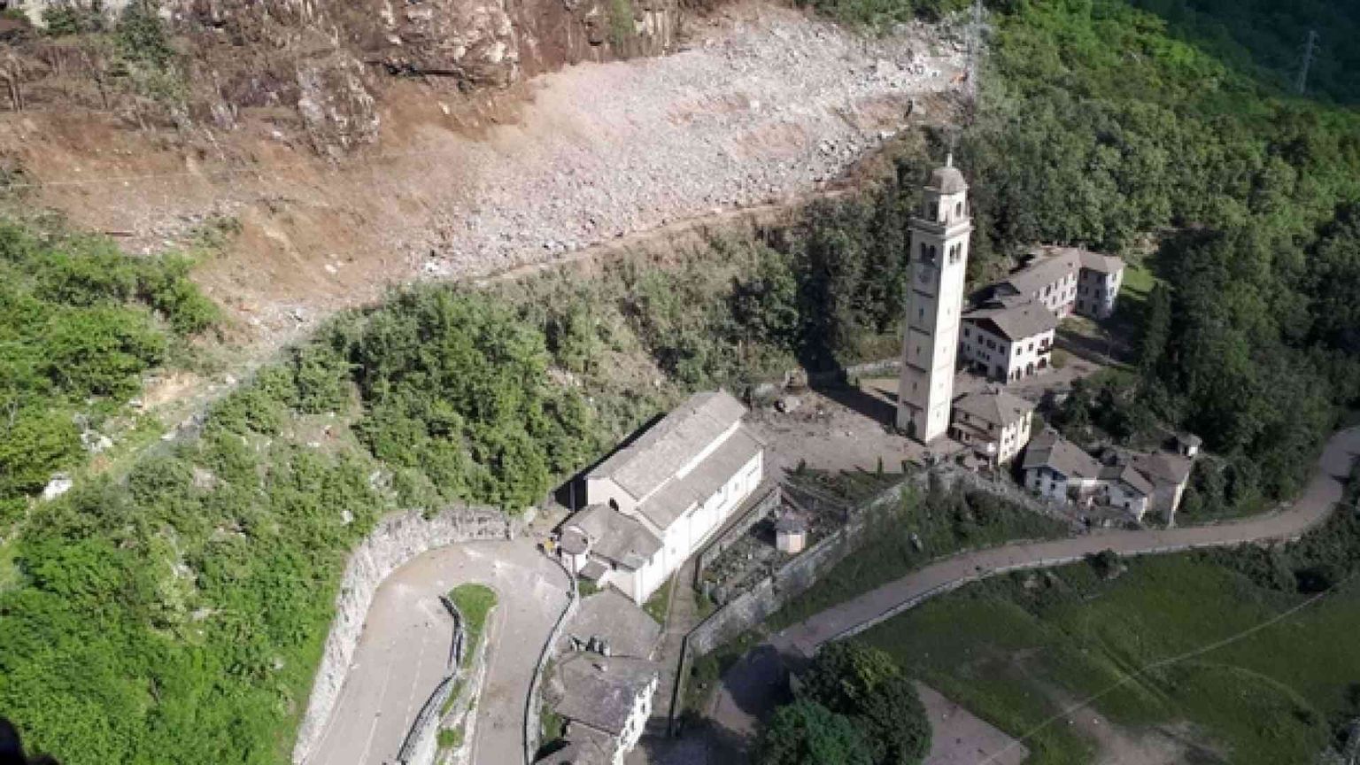 Il santuario scampato alla frana. La popolazione: «È stata la Provvidenza»