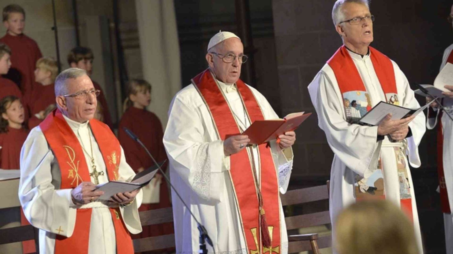 Il Papa: l'ecumenismo, necessità e desiderio