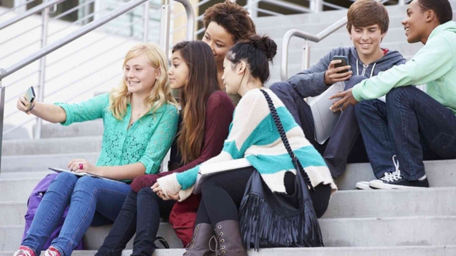 Aperto e cosmopolita il volto del Paese giovane