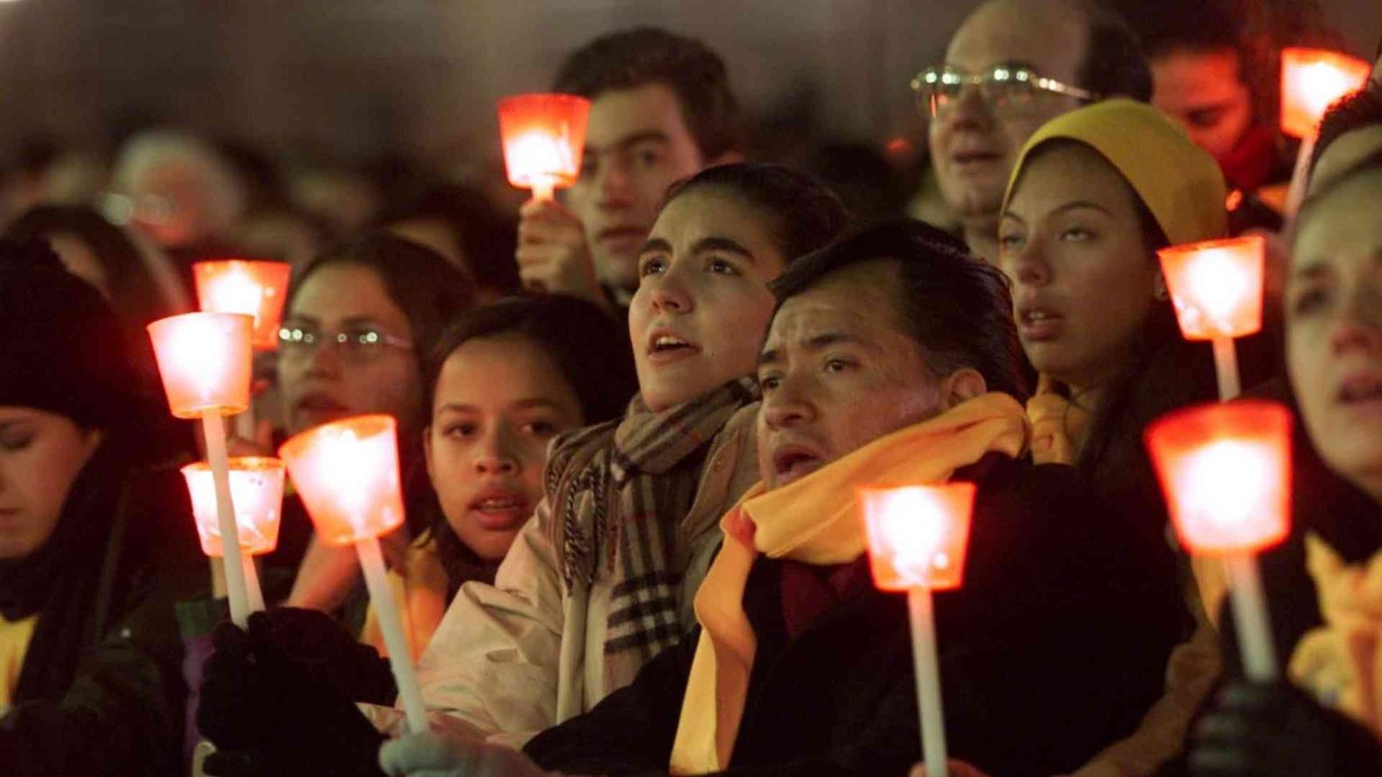 Sant'Egidio: si ritrovi il bene comune. La veglia di preghiera per l’Italia