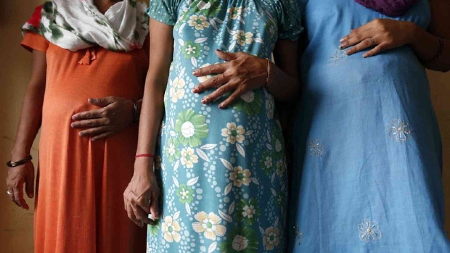 La polizia scopre 33 madri surrogate per «clienti» cinesi