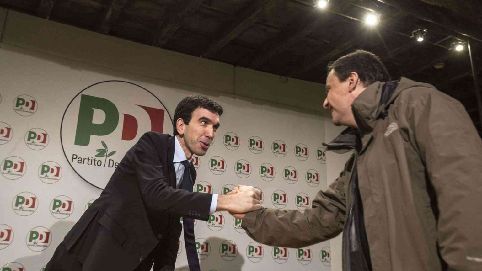 Flop Pd, tra Calenda e Martina è duello sulla ripartenza