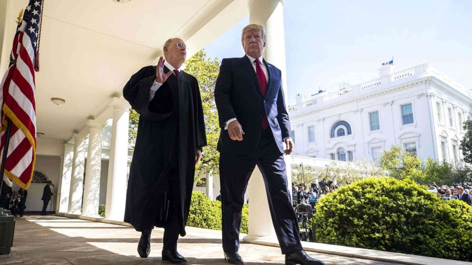 Aborto, la Corte Suprema «attende» la nomina di Trump