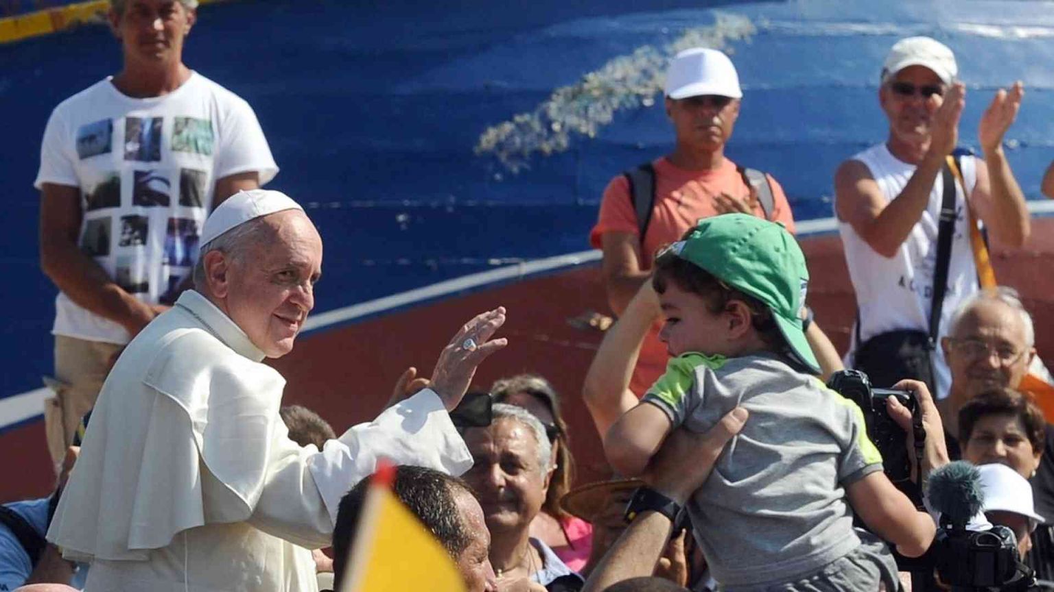 Venerdì il Papa celebrerà la Messa per i migranti