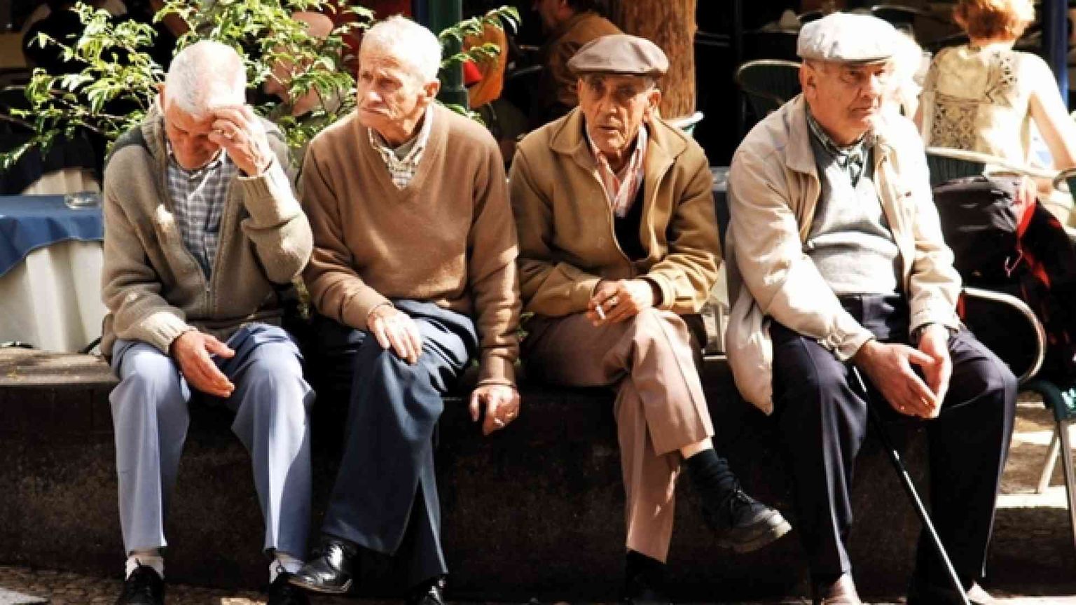 Allarme invecchiamento: l'Italia diventerà un enorme ospizio