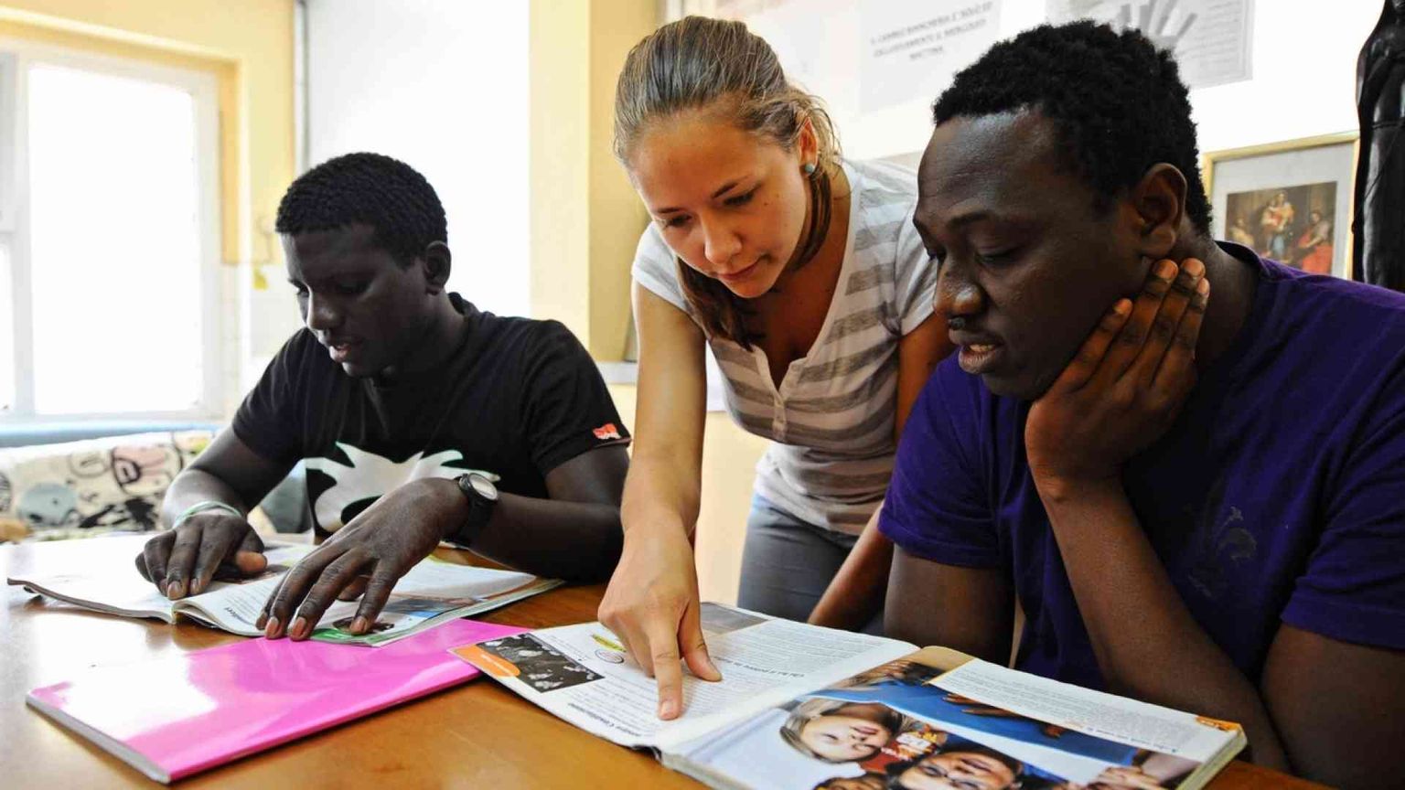 Diritto d'asilo, l'ultimatum del Viminale