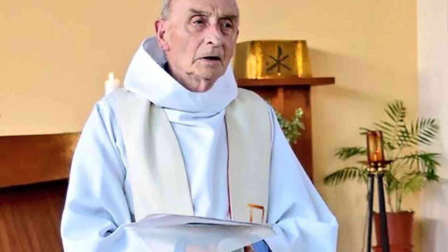 Due anni fa l'omicidio di padre Hamel: restiamo umani