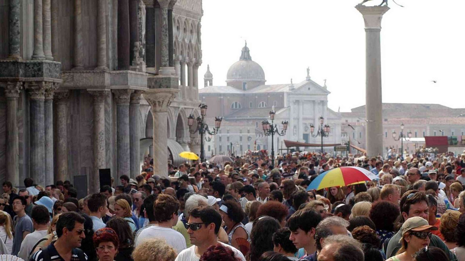 Venezia chiede più rispetto ma sarà sempre città aperta