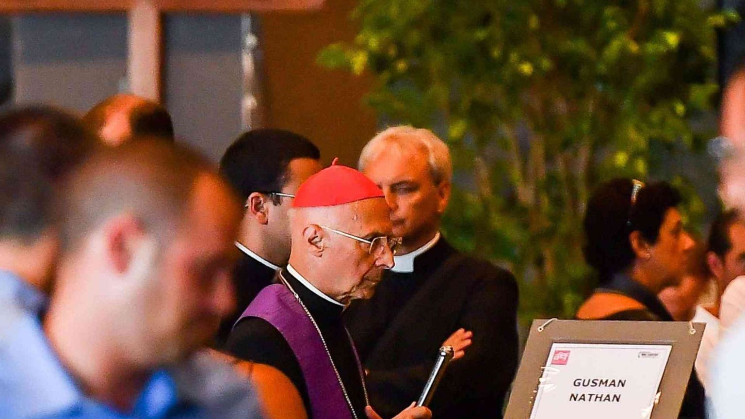 L'omelia di Bagnasco: è l'ora della grande vicinanza