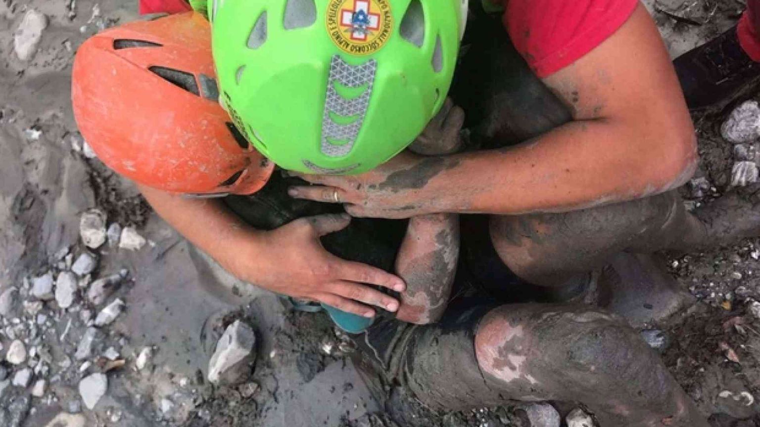 Piena del Raganello: vivi 3 giovani dispersi. Era stata data l'allerta meteo