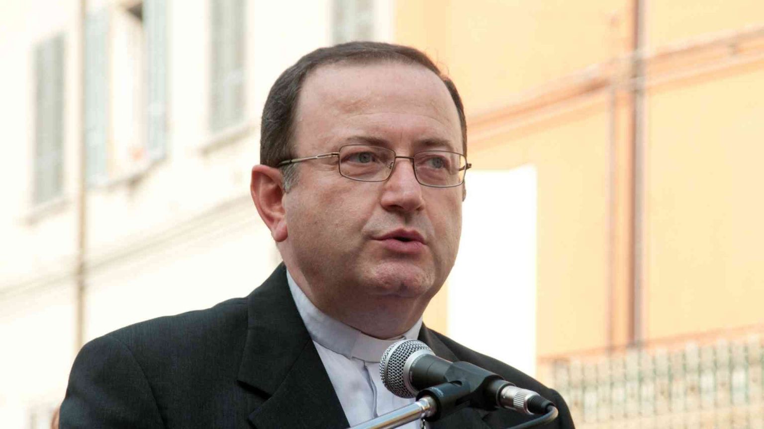 Ghizzoni: «Dalla Cei in arrivo nuove linee guida contro gli abusi»