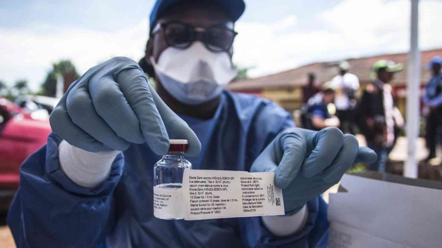 La pace e la ricerca medica possono sconfiggere ebola