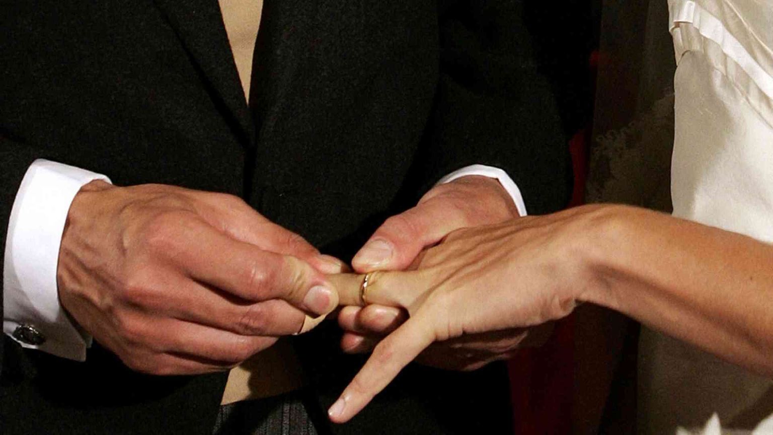 L'Istat: sempre meno nozze, sotto i 35 anni 8 uomini su 10 sono celibi