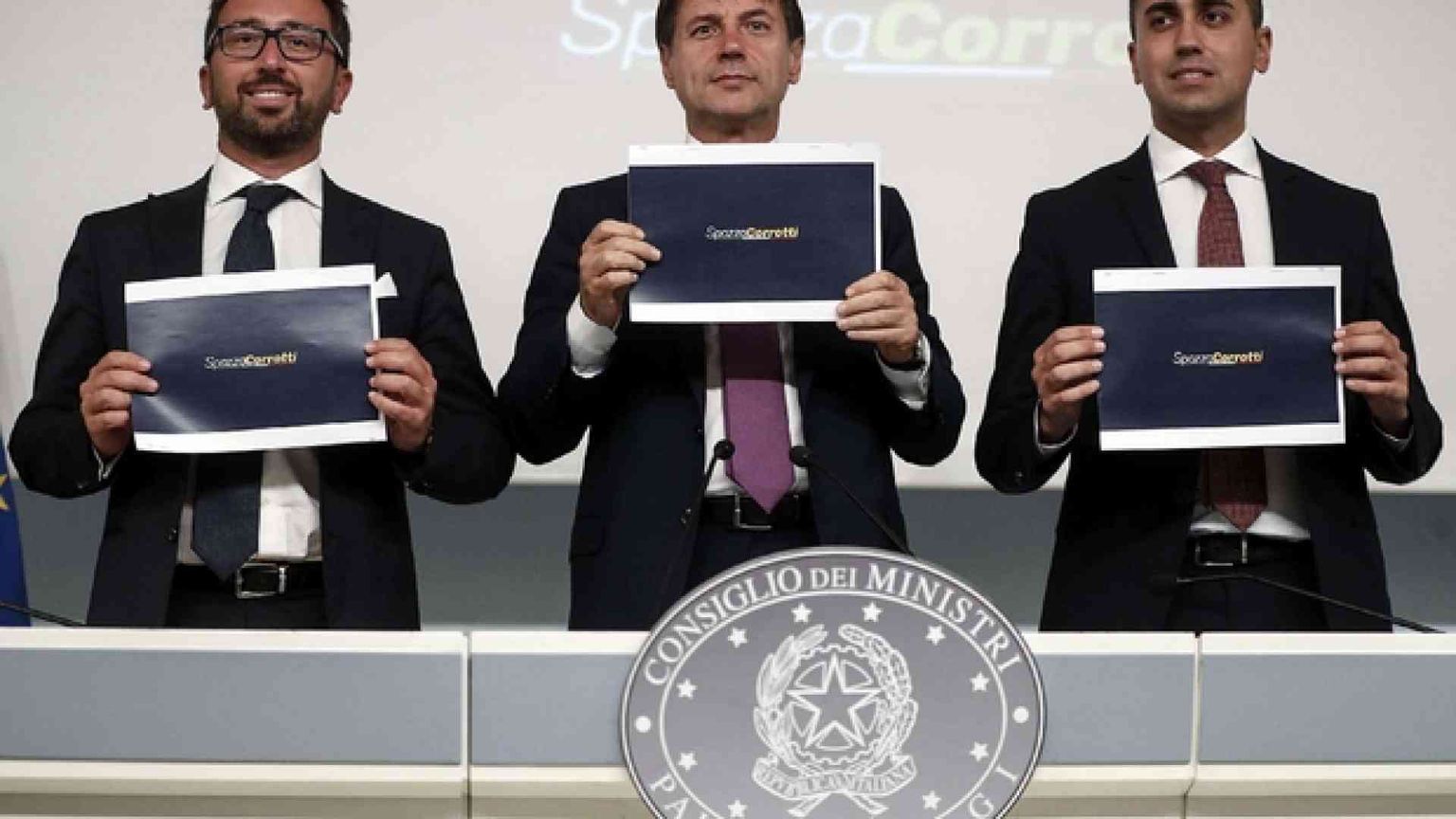 Ecco il ddl anti-corrotti: «Non ve la caverete più»