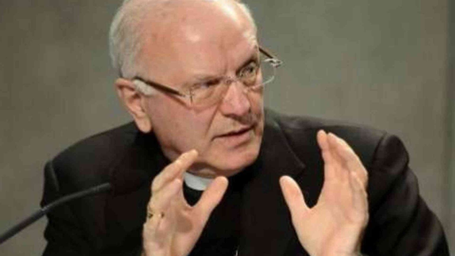 Galantino: no a misure «da ferro e fuoco»