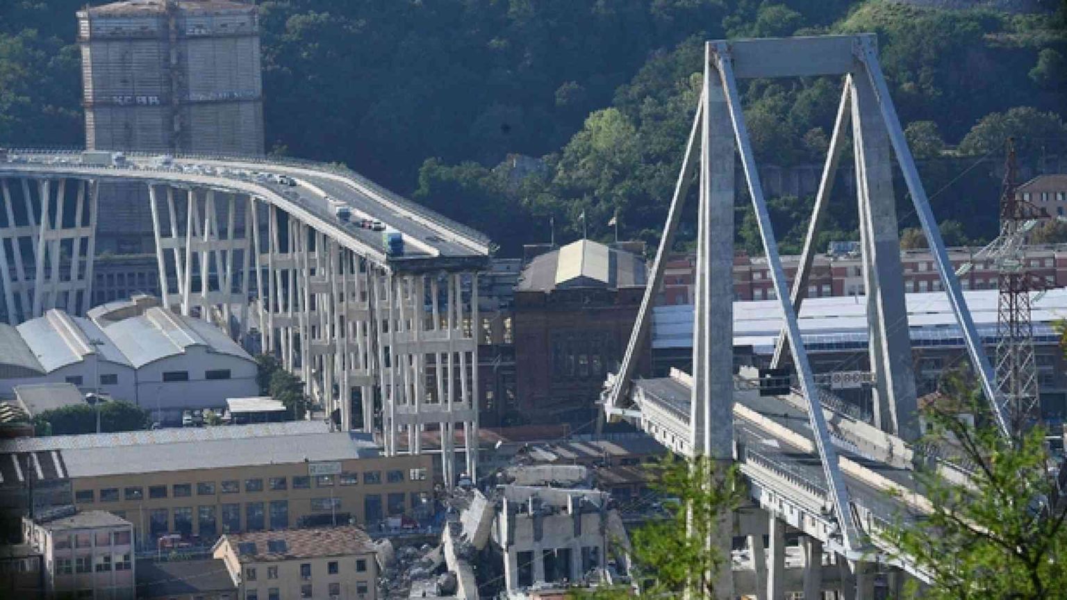 Genova, il decreto fermo alla Ragioneria