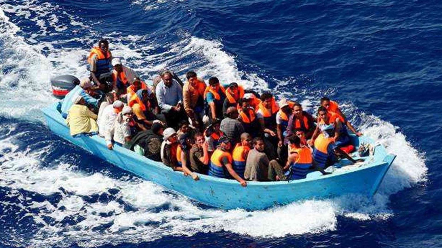 Caritas-Migrantes: sui migranti migliaia di fake news, emergenza culturale