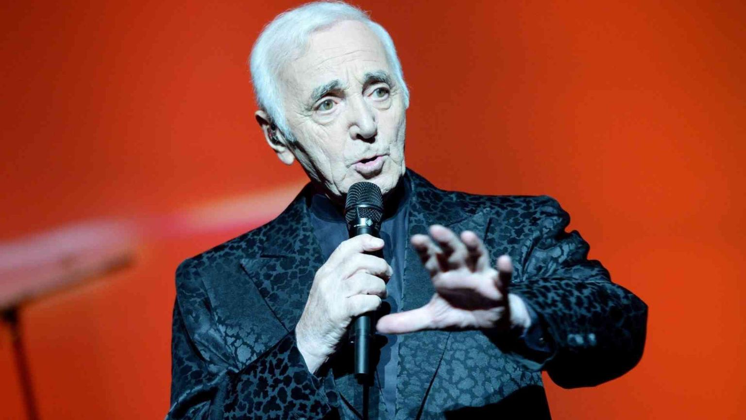 È morto Charles Aznavour, voce e sentimento del Novecento