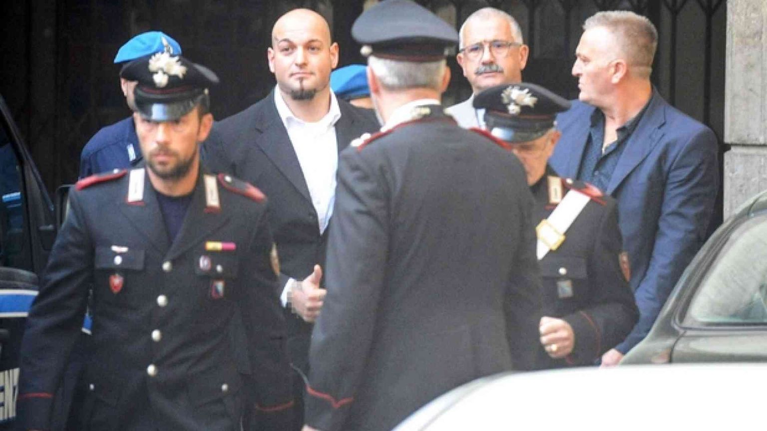 Sparò ai migranti, Traini condannato a 12 anni. «Scusate, ho sbagliato»