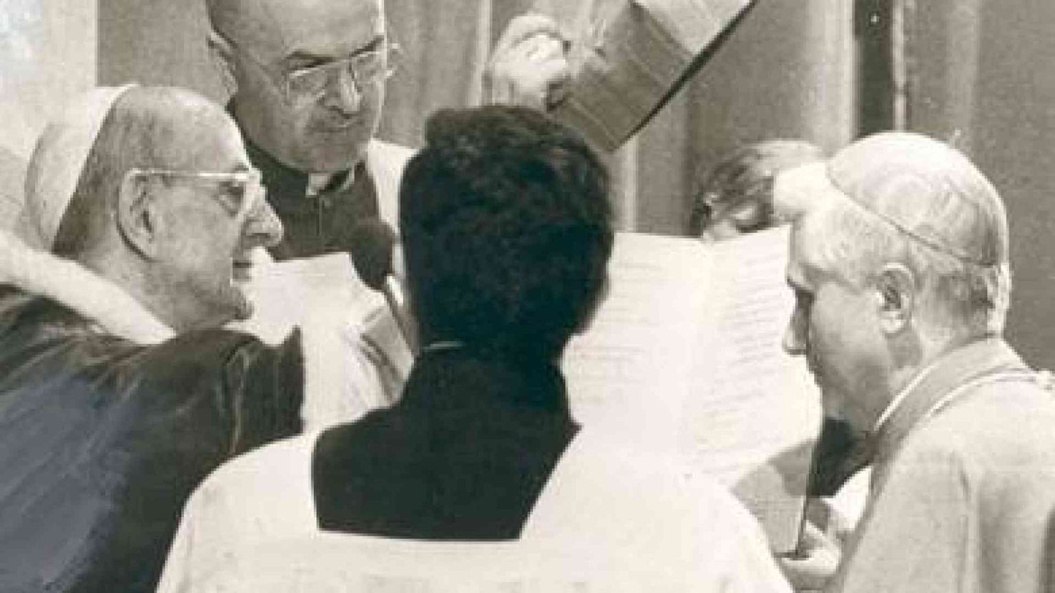 Francesco visita Benedetto XVI alla vigilia della canonizzazione di Paolo VI