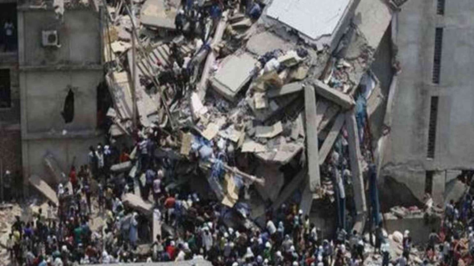 Crolla una chiesa a Yaoundé per le forti piogge: «Molte le vittime»