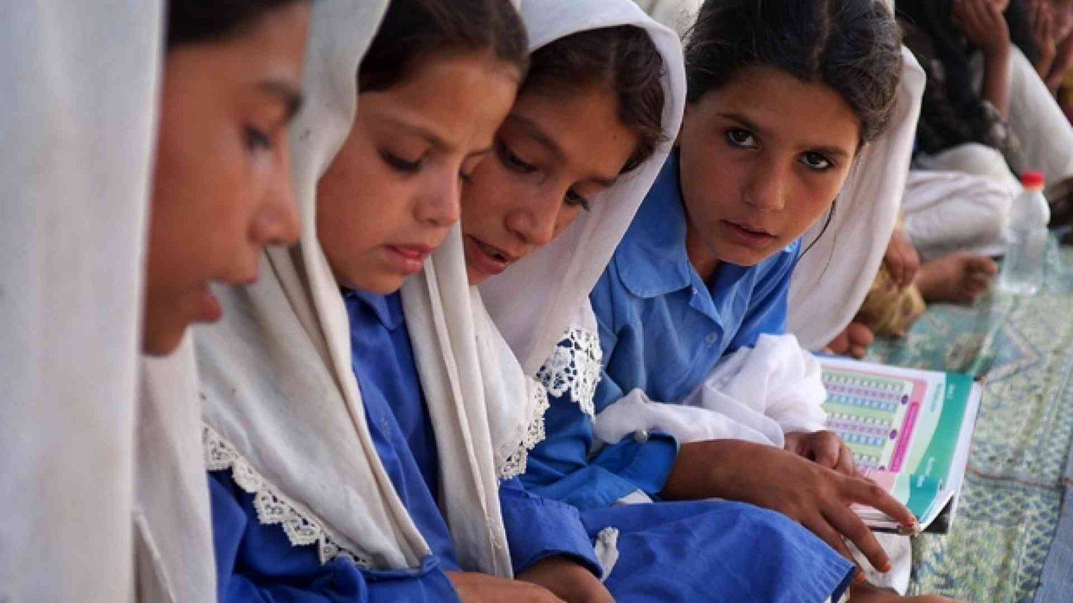 Il Pakistan non fa marcia indietro: via le Ong straniere