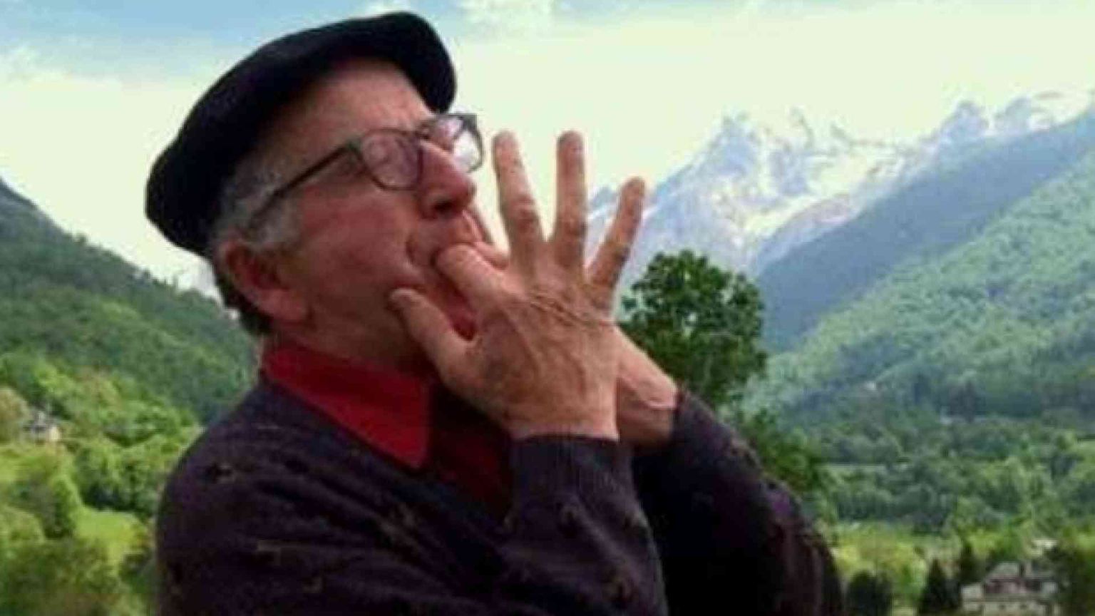 Il cellulare manda in pensione il fischio