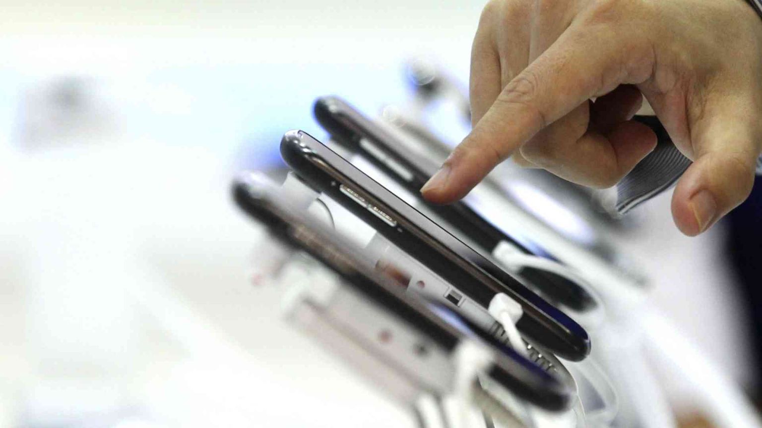 Obsolescenza programmata: l'Antitrust multa Samsung e Apple per 15 milioni