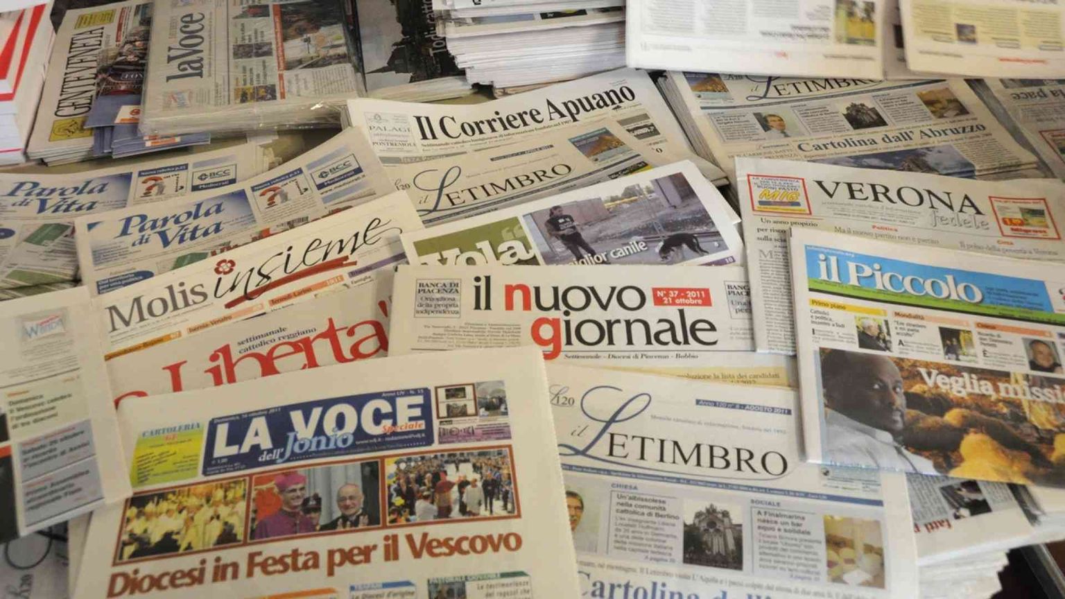 Tagli all'editoria: in manovra non c'è intervento sul Fondo