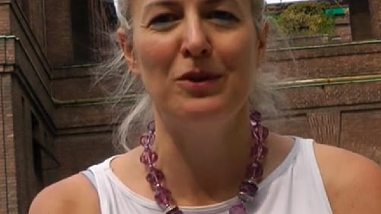 Che cos’è civile. Che cos’è illiberale