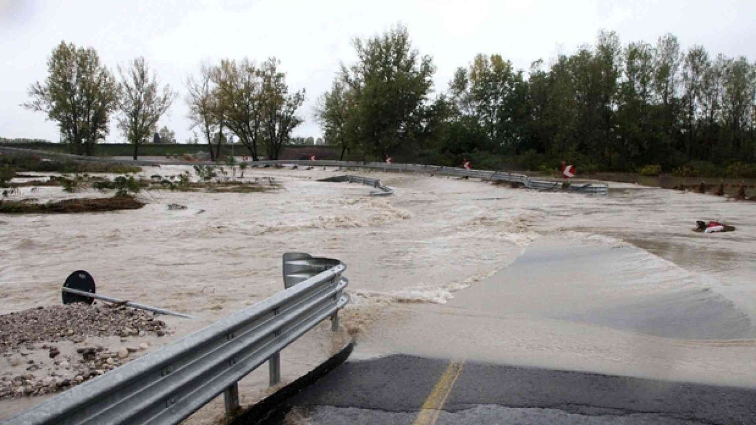 I soldi contro frane e alluvioni c'erano: dove sono ora che servono?