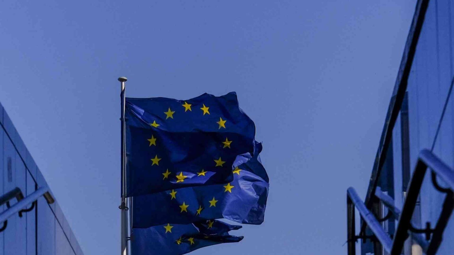 È ora che l'Europa «disintermedi» e si faccia vicina ai cittadini