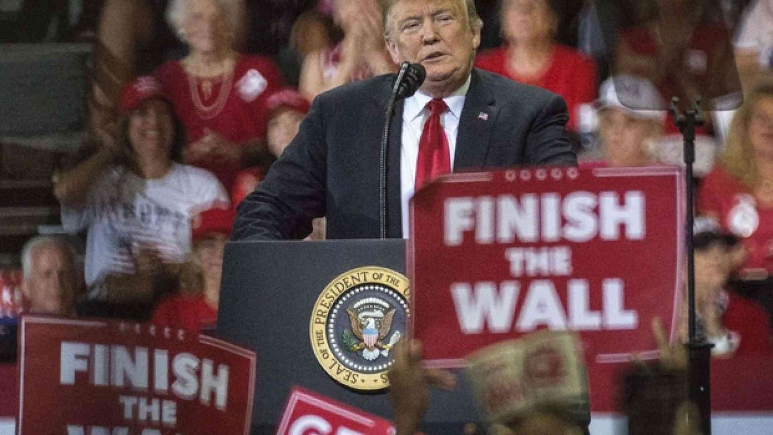 Ius soli, Trump insiste: «Deciderà la Corte Suprema»