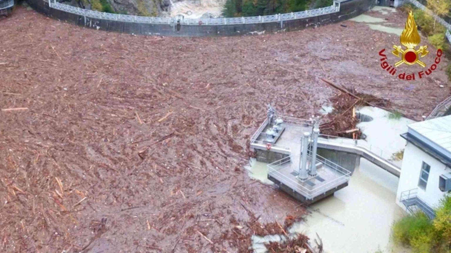 Paura per le dighe, in Veneto un disastro infinito. Controlli continui