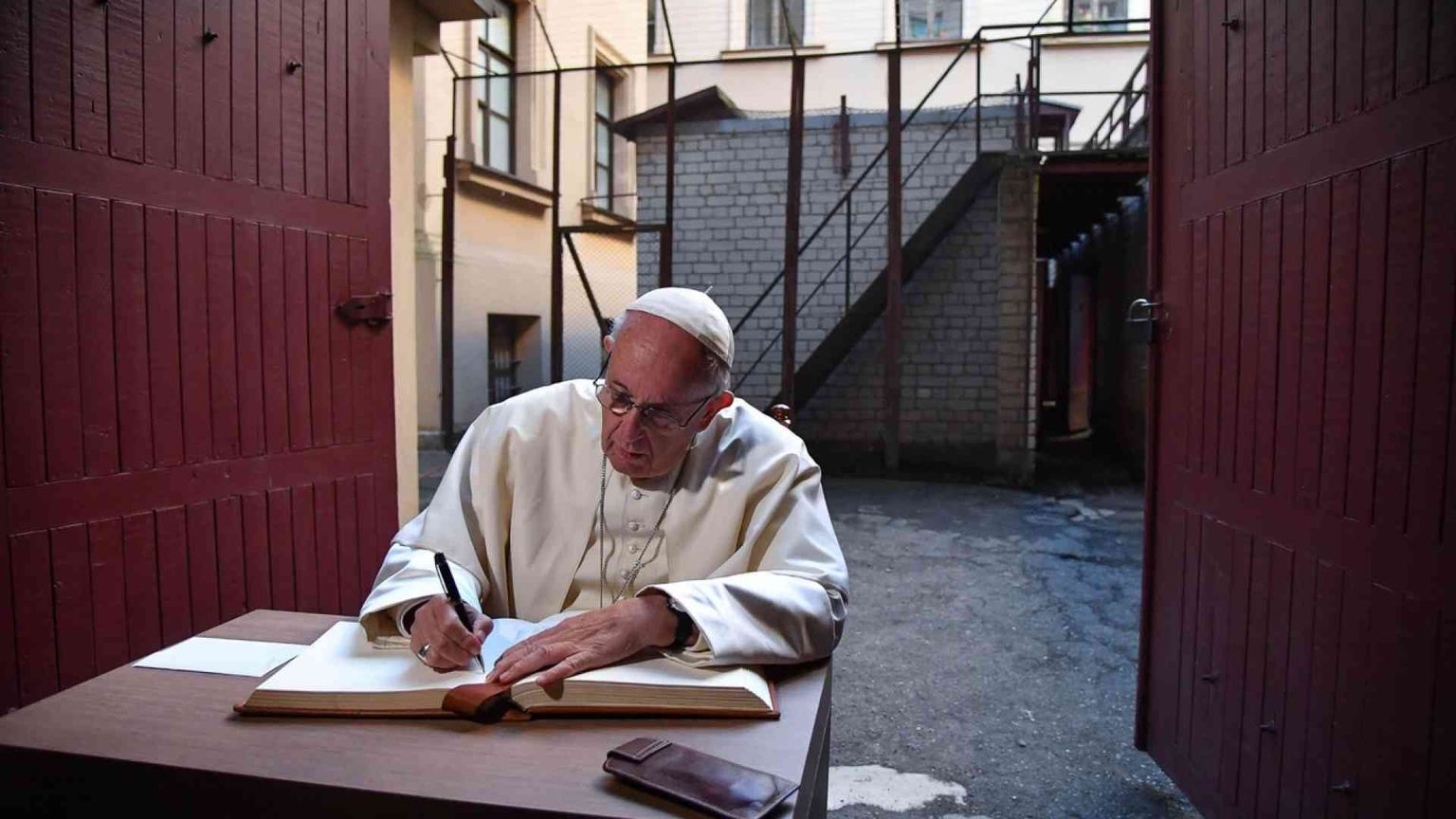 Papa Francesco: un cristiano non può essere antisemita