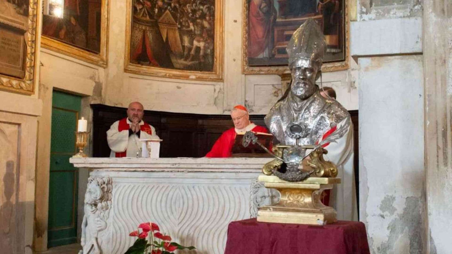 Bassetti: la Chiesa sia «forse più ai margini, ma più accogliente»