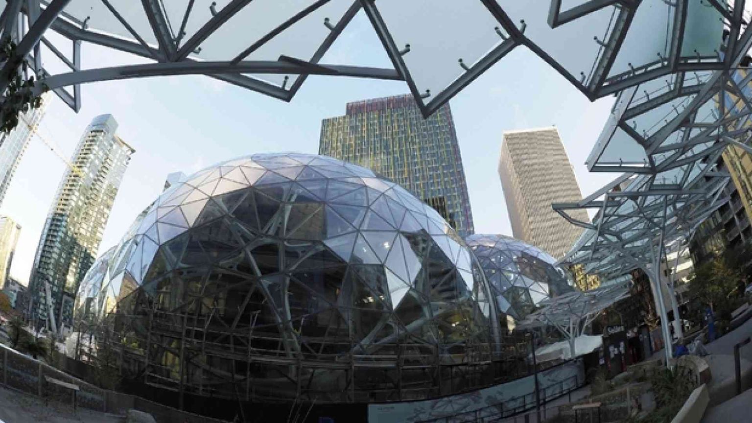 La folle corsa delle città Usa per la «conquista» del lavoro