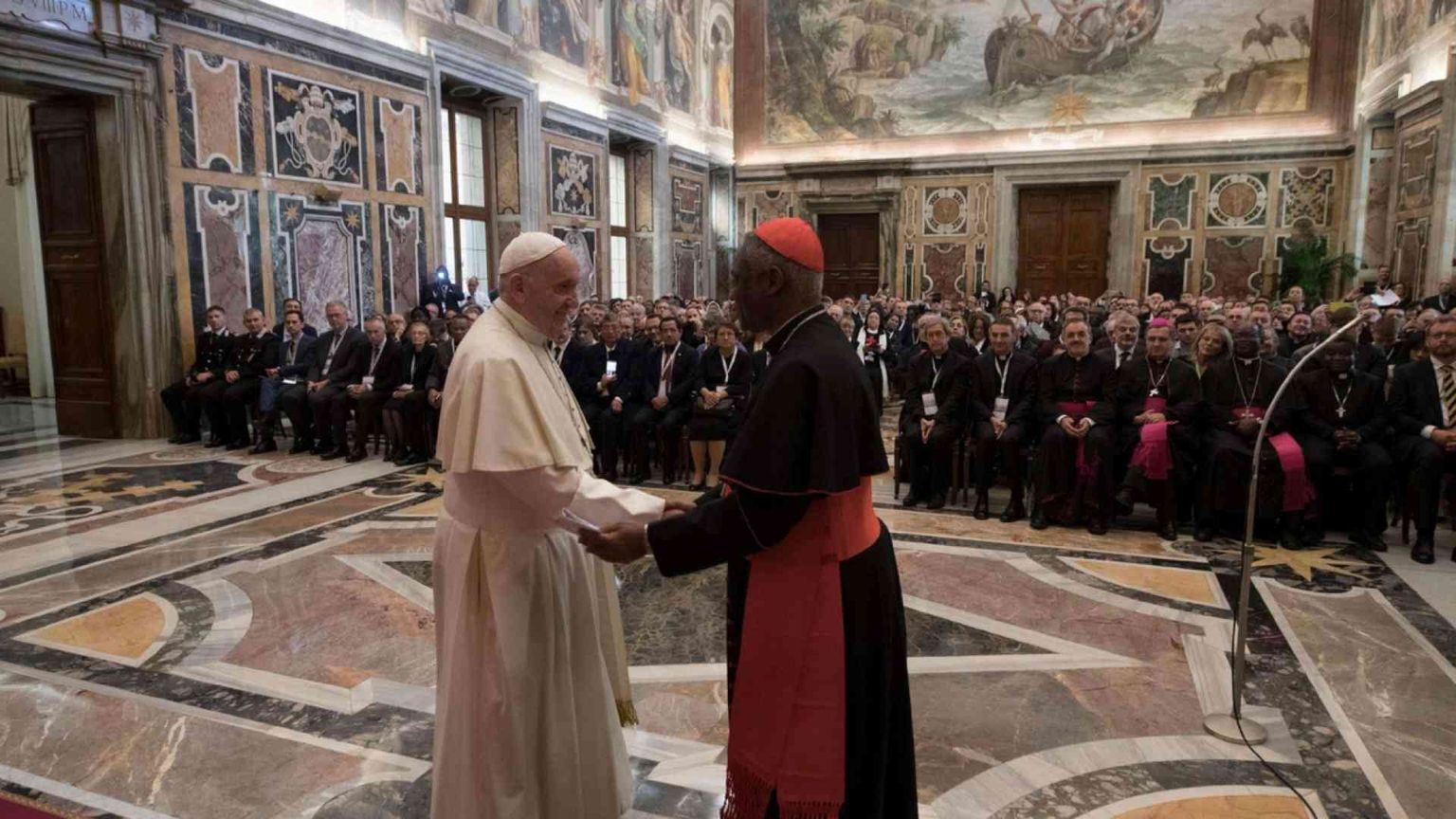 Il Papa: droga, i governi combattano i trafficanti di morte