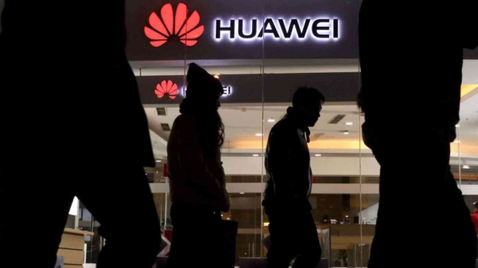 Huawei innesca la guerra digitale