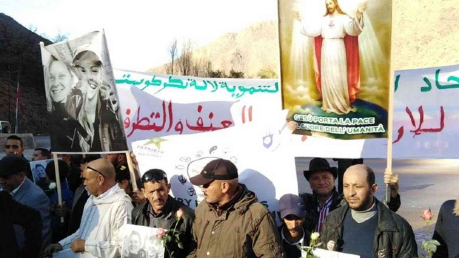 Corteo e preghiera interreligiosa per le due ragazze uccise dal Daesh