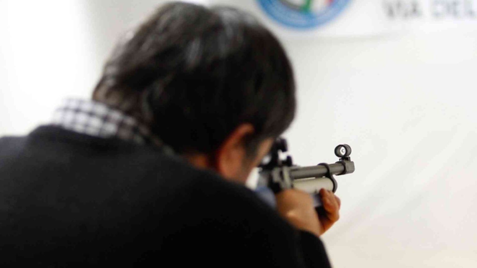 Armi, ancora minori in Fiera. Le associazioni: ora basta