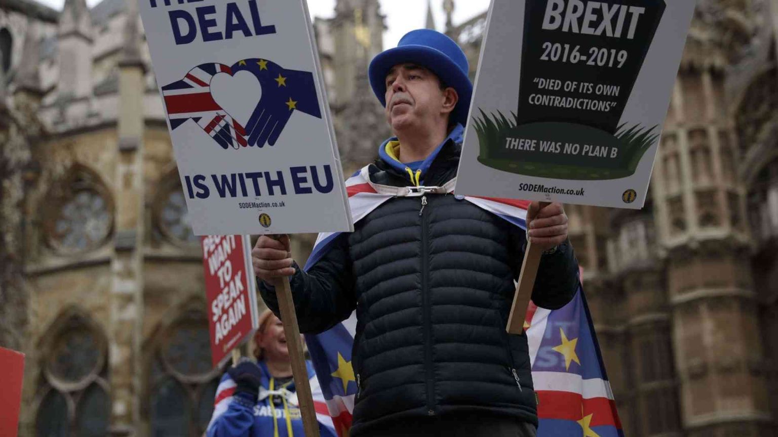 Il Labour cerca un voto ai Comuni su un secondo referendum