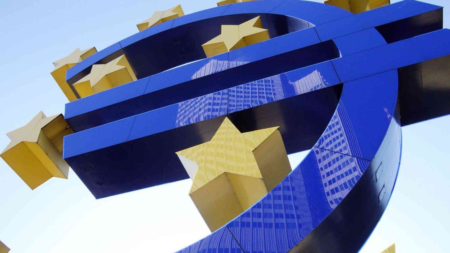 Nessun dietrofront sull'euro (ma i conti si devono fare)