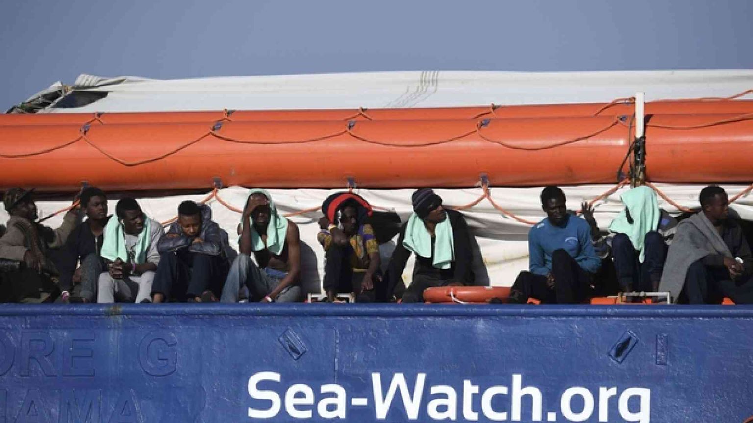Sea Watch, 5 Paesi per i migranti.