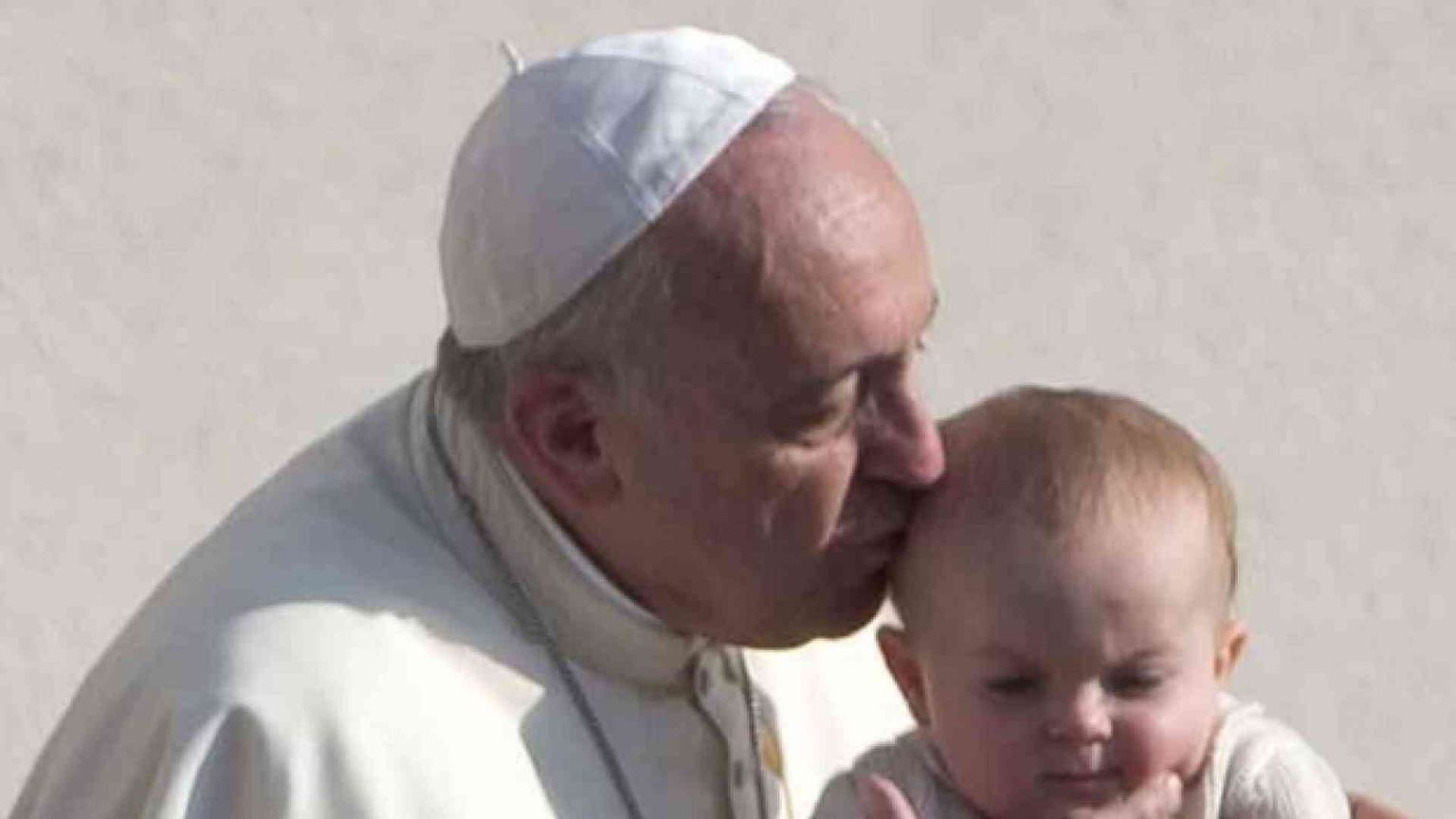 Il Papa: «L'aborto non può essere presentato come diritto umano»